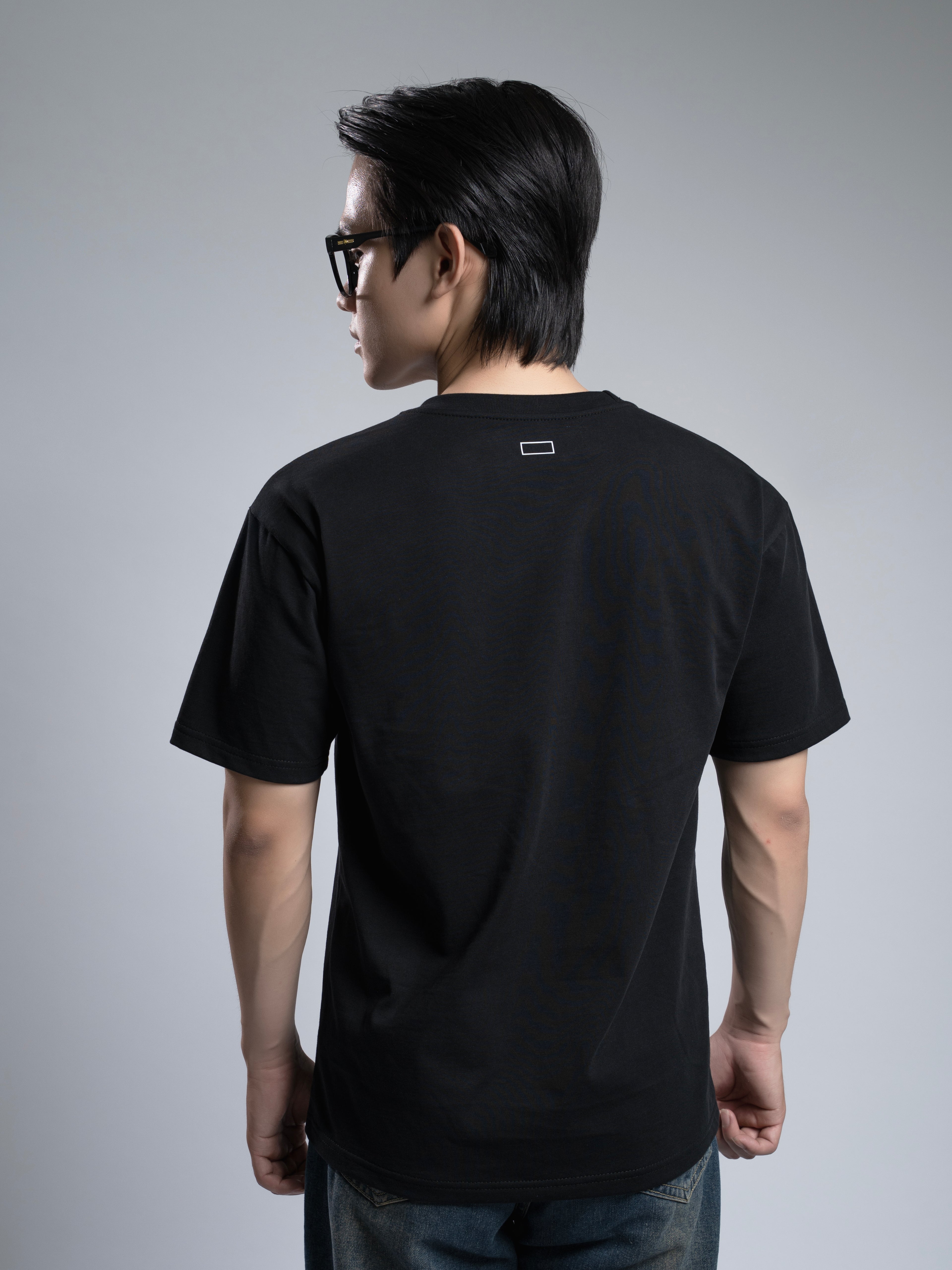 Áo Thun Nam Cotton Logo Minimalist Đen