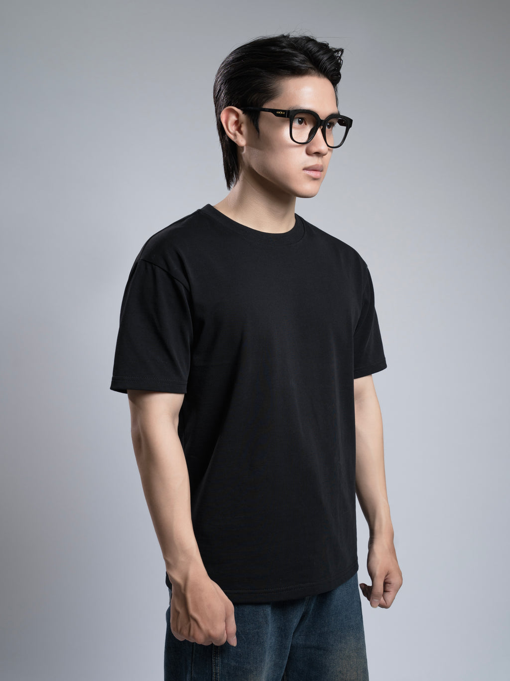 Áo Thun Nam Cotton Logo Minimalist Đen