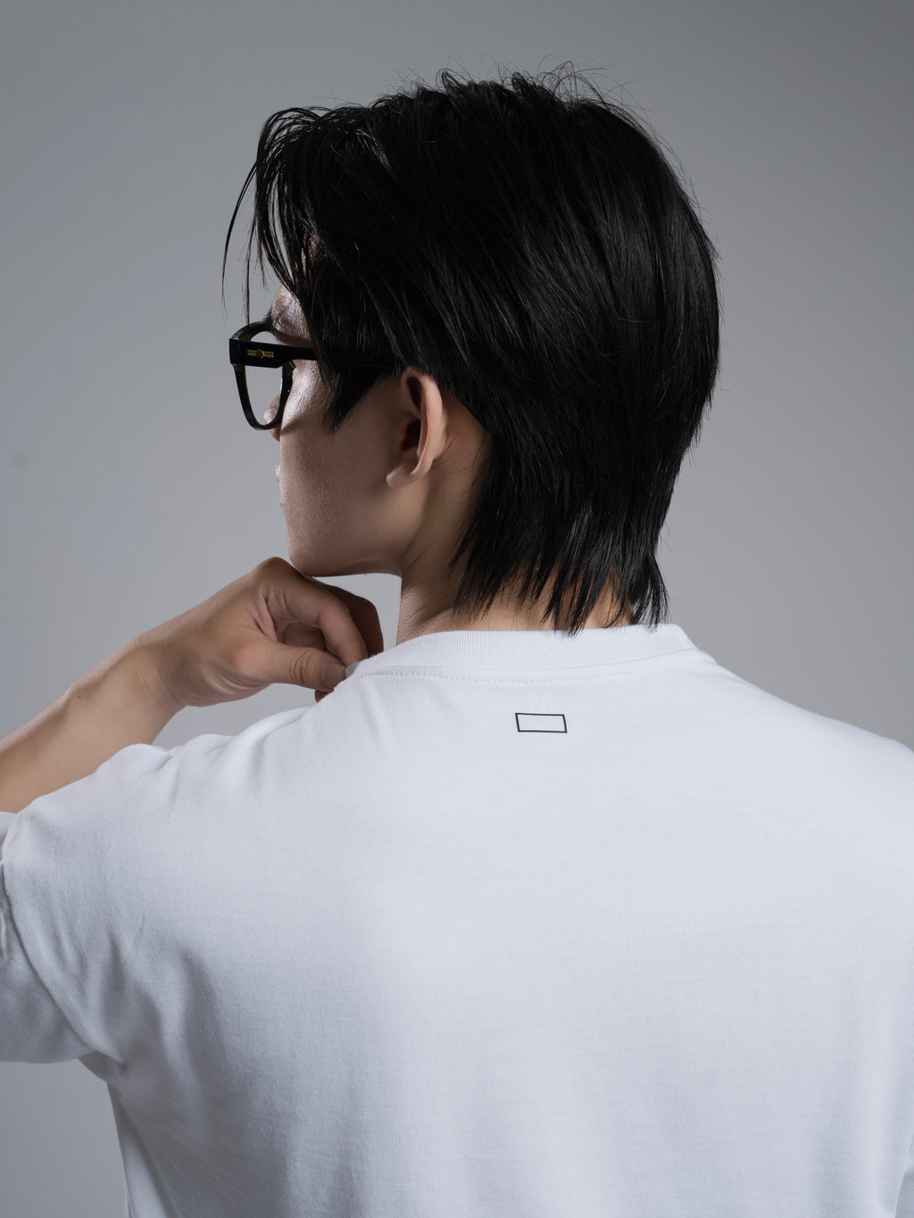 Áo Thun Nam Cotton Logo Minimalist Trắng